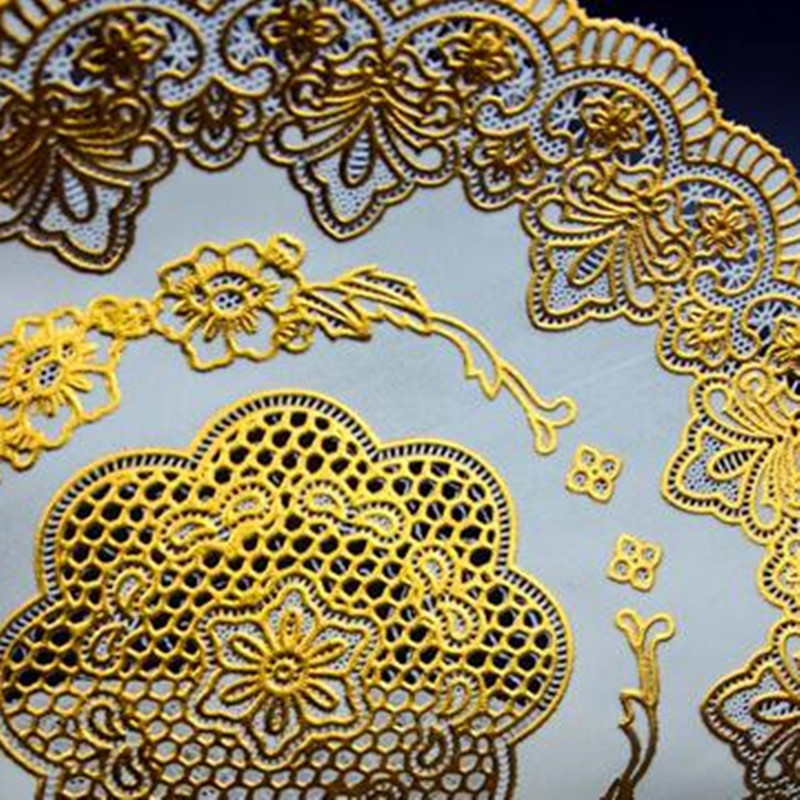 HOT Oval Lace PVC Gold Plastic - огляд і ціна Coffee Tea Place