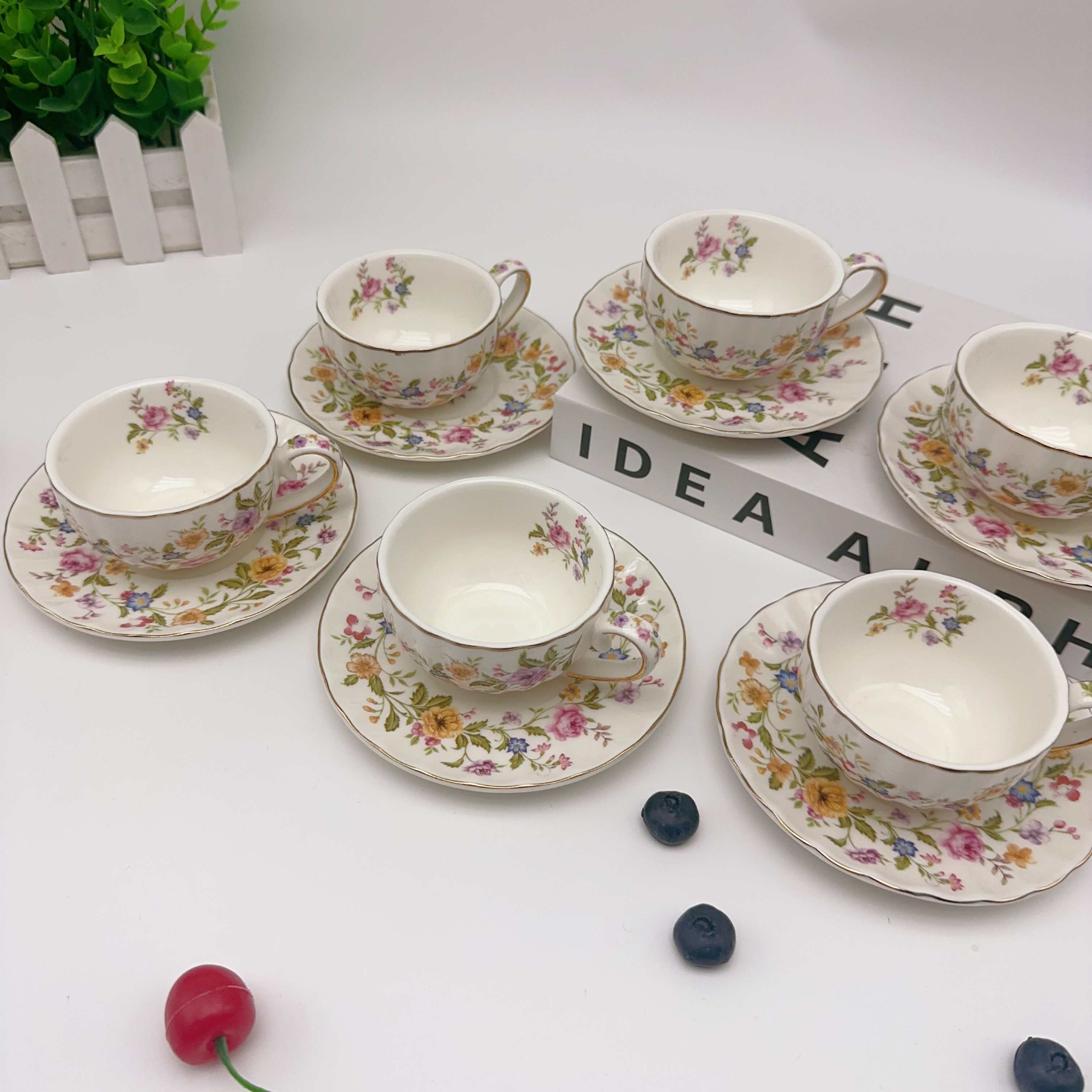 European style floral afternoo - огляд і ціна Coffee Tea Games